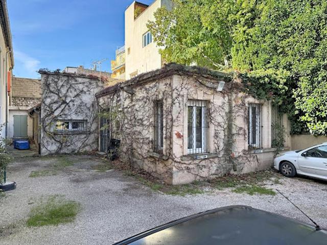Vente Immeuble 20 pièces 515 m2 Avignon