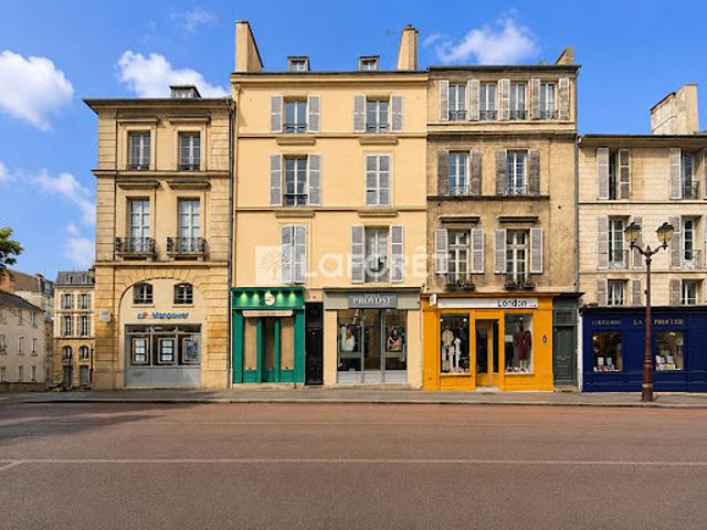 Vente Immeuble 20 pièces 512 m2 Versailles