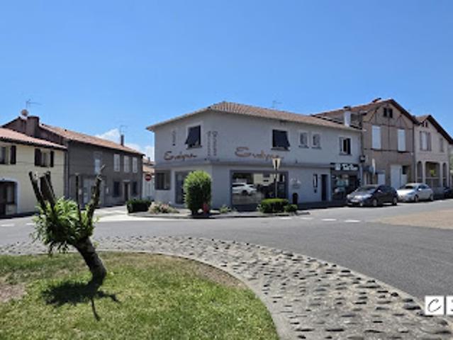 Vente Immeuble 211 m2 Cazeres