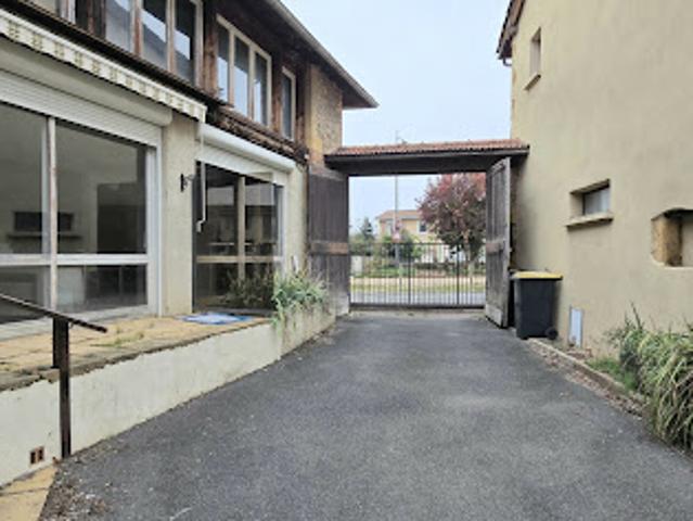 Vente Immeuble 211 m2 Eveux