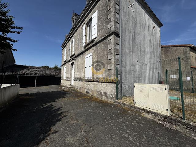 Vente Immeuble 232 m2 Vernoux en Gâtine