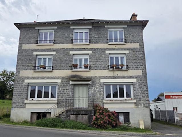 Vente Immeuble 243 m2 Lubersac