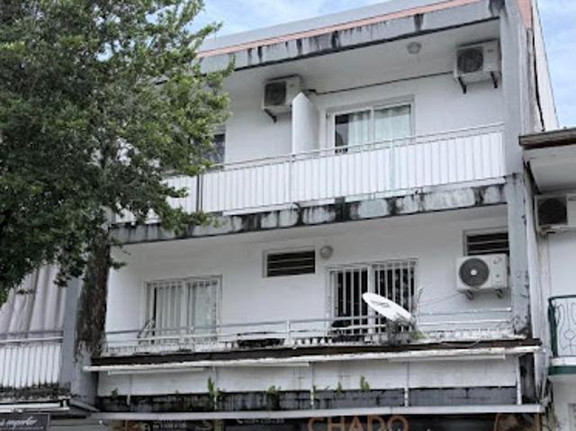 Vente Immeuble 24 pièces 400 m2 Cayenne