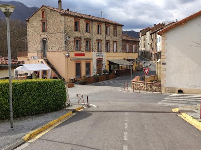 Vente Immeuble 25 pièces 1200 m2 Saint Laurent de Cerdans