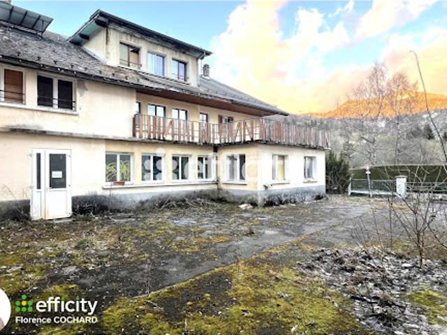 Vente Immeuble 25 pièces 1700 m2 Mégevette