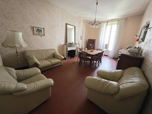 Vente Immeuble 265 m2 Nimes