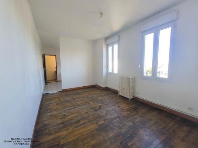 Vente Immeuble 26 pièces 582 m2 Vierzon