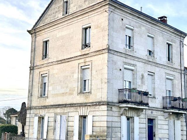 Vente Immeuble 2 pièces 232 m2 Coutras