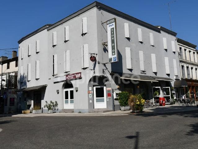 Vente Immeuble 30 pièces 1100 m2 Marmande