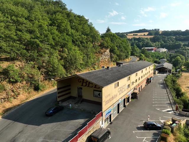 Vente Immeuble 32 pièces 1661 m2 Coupiac