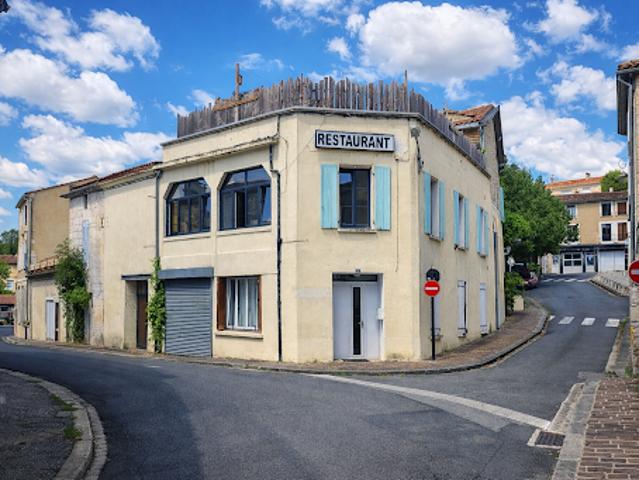 Vente Immeuble 0 pièces 366 m2 Blanzac Porcheresse