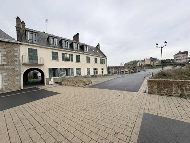 Vente Immeuble 36 pièces 573 m2 Lassay les Châteaux