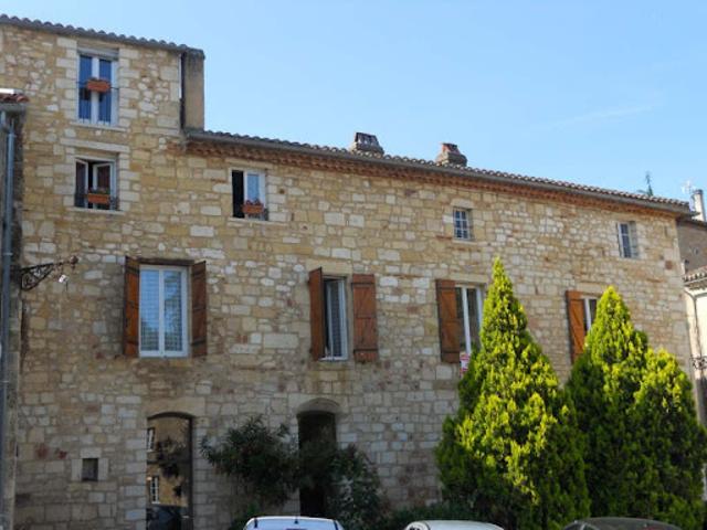 Vente Immeuble 380 m2 Fumel