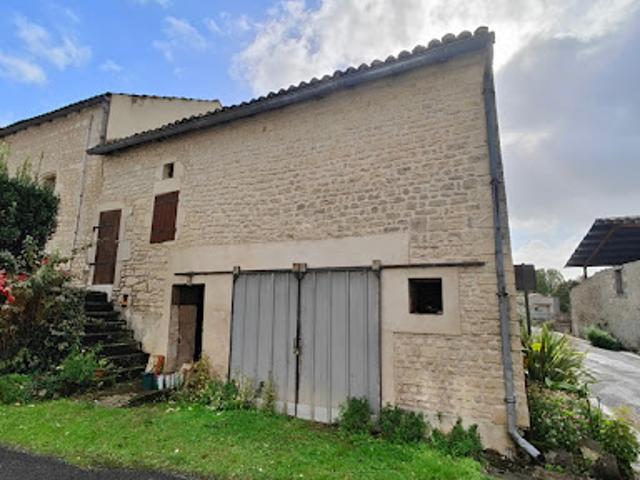 Vente Immeuble 3 pièces 87 m2 Vouharte
