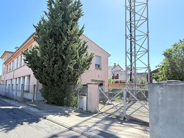 Vente Immeuble 3 pièces 842.6 m2 Carcassonne