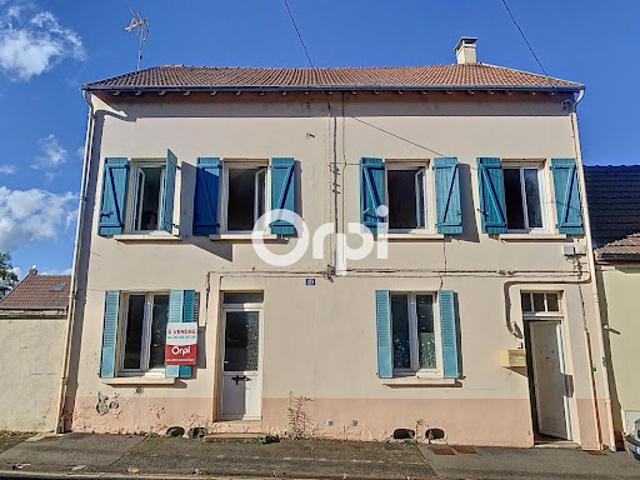 Vente Immeuble 3 pièces 149.52 m2 Commentry