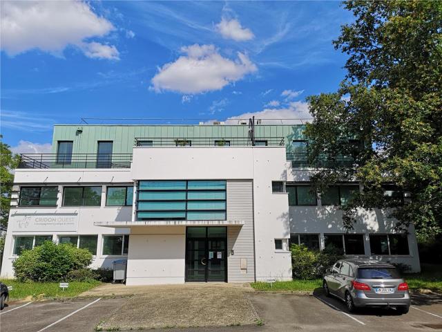 Vente immeuble bureaux Nantes Nord Tram ligne 2 et bus