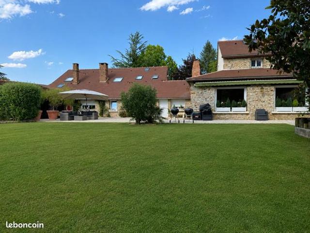 Vente | Longère | 11p | 6ch | 300 m² | EVRY GREGY SUR YERRES | Terrasse · Piscine