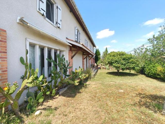 Vente Longère 6 pièces 158 m2 Saint Yaguen