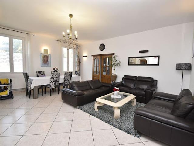 Vente Maison 6 pièces 173 m2 Esnes