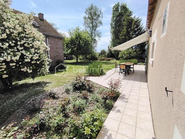 Vente Maison 6 pièces 196 m2 Saint Laurent en Gâtines