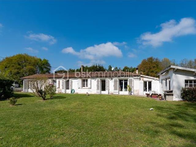 Vente Longère 7 pièces 154 m2 Saint Vivien de Médoc