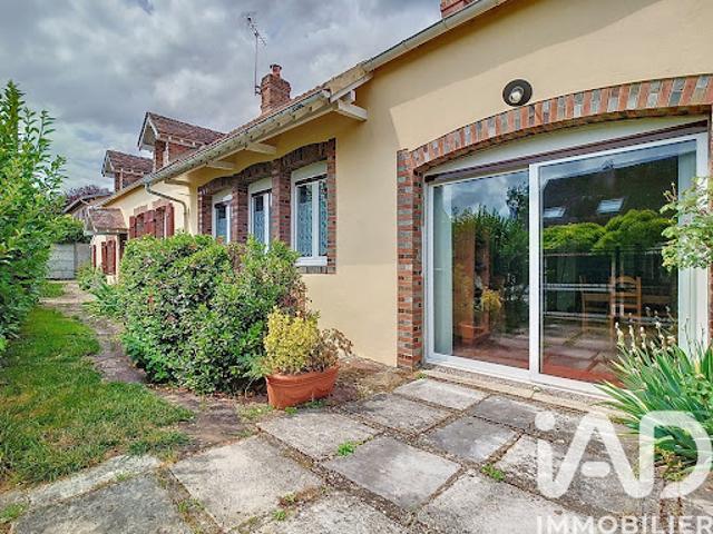 Vente Longère 7 pièces 169 m2 Montereau Fault Yonne