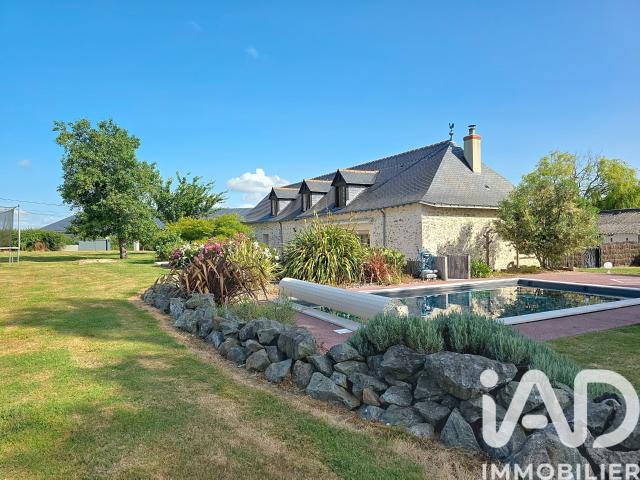 Vente Longère 7 pièces 197m² Saint Lambert du Lattay