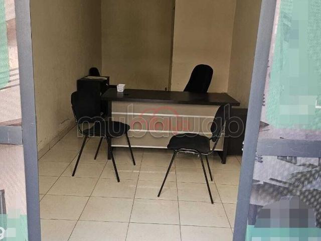 Vente Local à Anassi