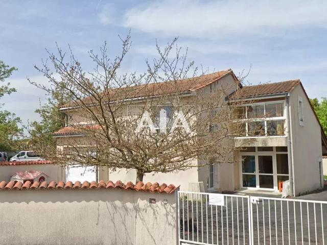 Vente Local Ancienne Creche Vars