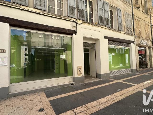 Vente Local commercial 180 m²