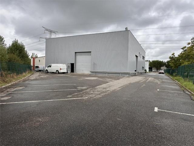 Vente local d'activité Castelnau d'Estrétefonds Proche autoroute