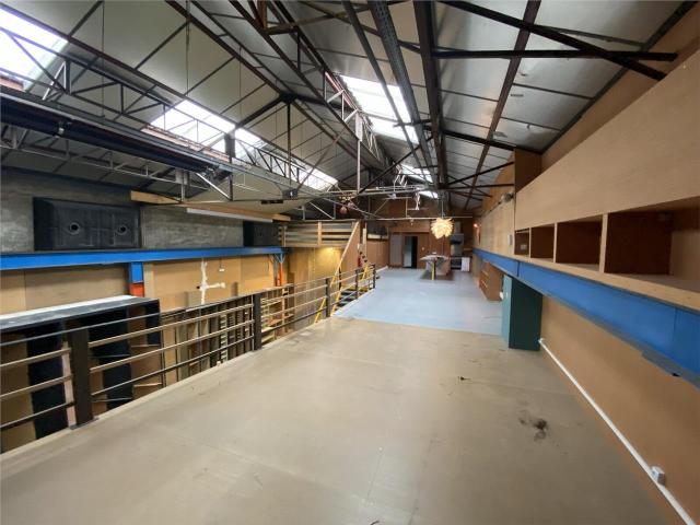 Vente local d'activité Aubervilliers Proche A86 et RER B