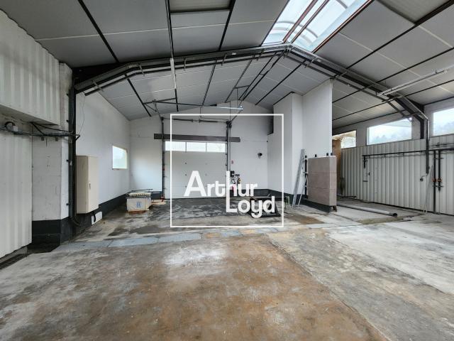 Vente local d'activité Grandvillars 1 600 m2