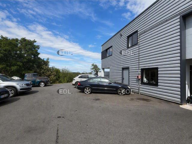 Vente local d'activité Ormoy RER D et A6 à proximité