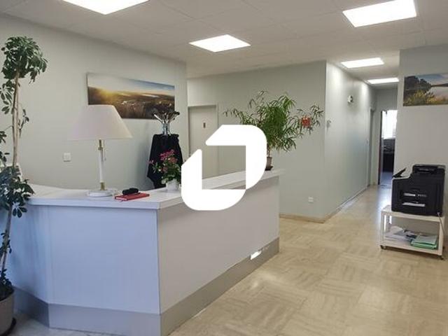 Vente local d'activité Mantes la Ville Proche gare et A13