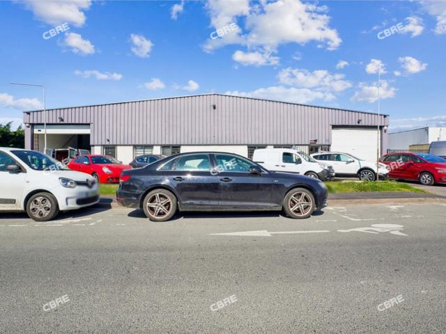 Vente local d'activité Plessis Pâté Accès A6 N104 N20