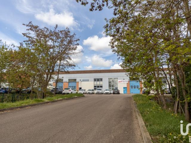 Vente Local d'activités 1 200 m²