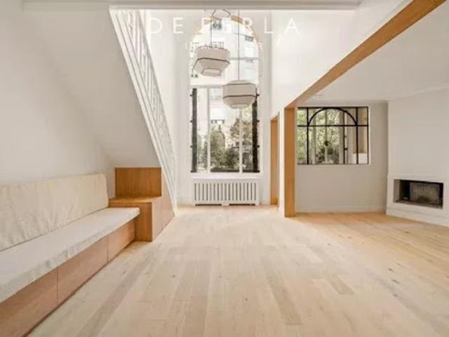 Vente Loft 3 pièces 85.56 m2 Paris 16ème