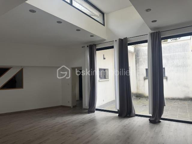 Vente Loft 4 pièces 117 m2 Perigueux