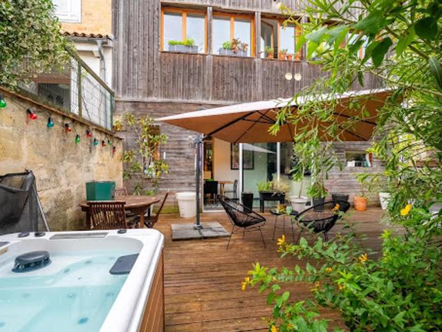 Vente Loft 4 pièces 123 m2 Bordeaux