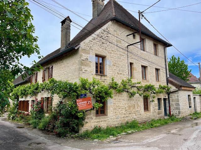 Vente Manoir 10 pièces 205 m2 Port Lesney