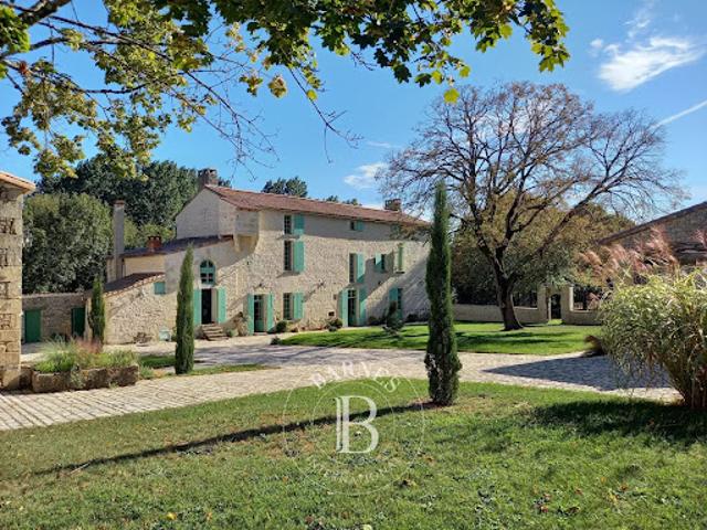 Vente Manoir 11 pièces 345 m2 Niort