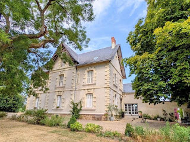 Vente Manoir 11 pièces 350 m2 Coteaux sur Loire