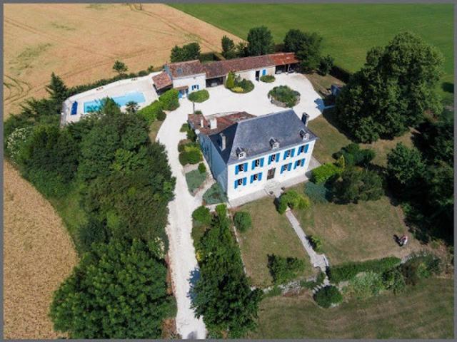 Vente Manoir 12 pièces 333 m2 Saint Porchaire