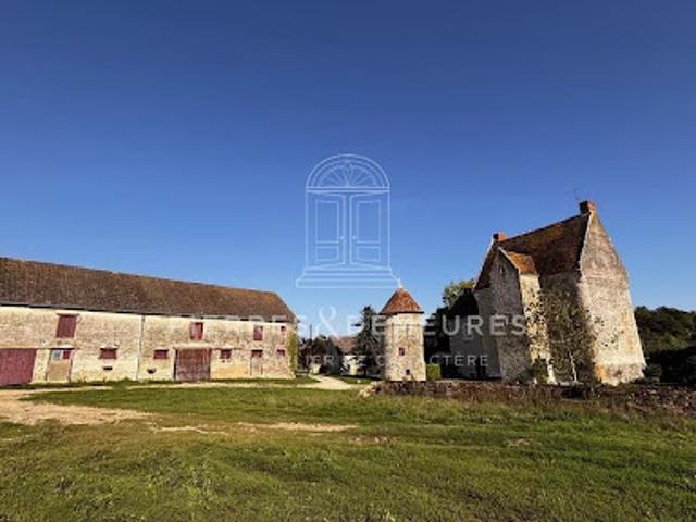 Vente Ferme 13 pièces 368 m2 Chateauroux