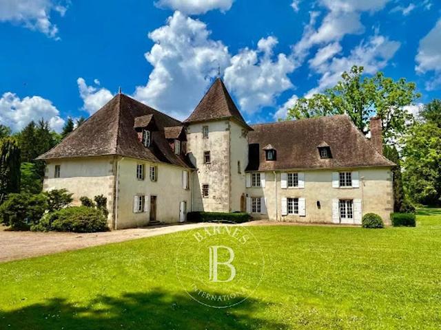 Vente Manoir 15 pièces 635 m2 Limoges