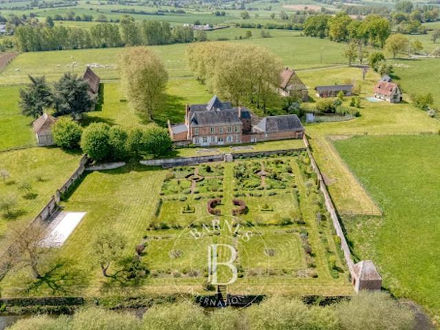 Vente Manoir 18 pièces 554 m2 Gournay en Bray