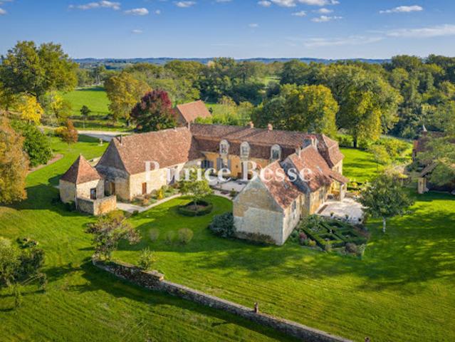 Vente Manoir 8 pièces 475 m2 Perigueux