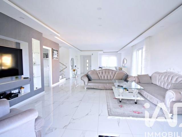 Vente Maison/villa 8 pièces